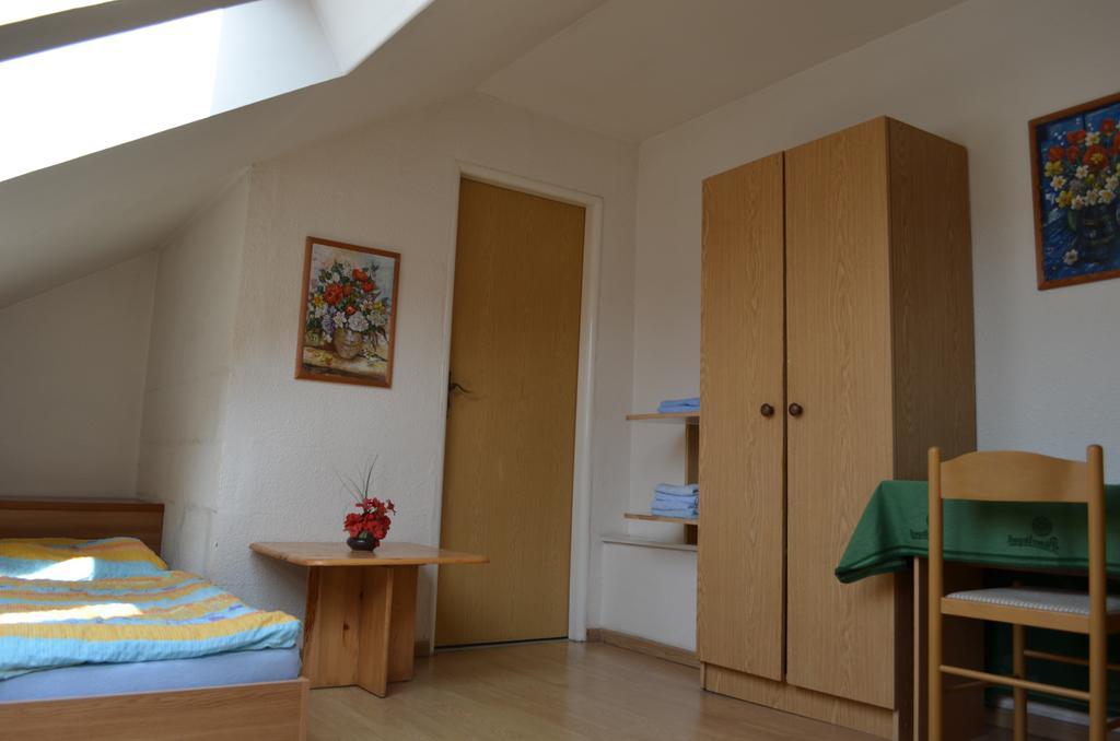 Pension Egida Řež Zimmer foto